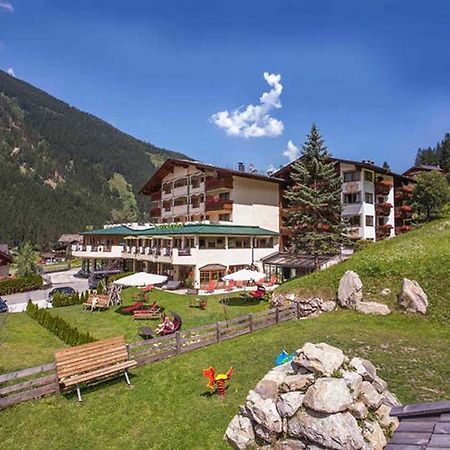 Alpenwellnesshotel Gasteigerhof Neustift im Stubaital Exterior foto